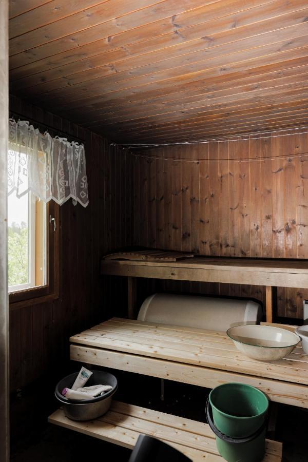 Mummon Moekki - Granny'S Cottage Суоменйоки Экстерьер фото